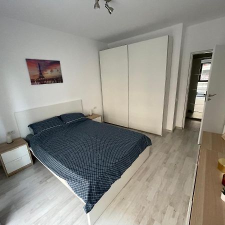 Pearl Luxury Apartment Near Presidential Palace Bucarest Esterno foto